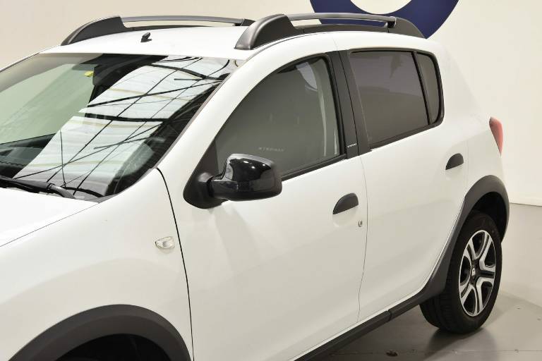 DACIA Sandero 44
