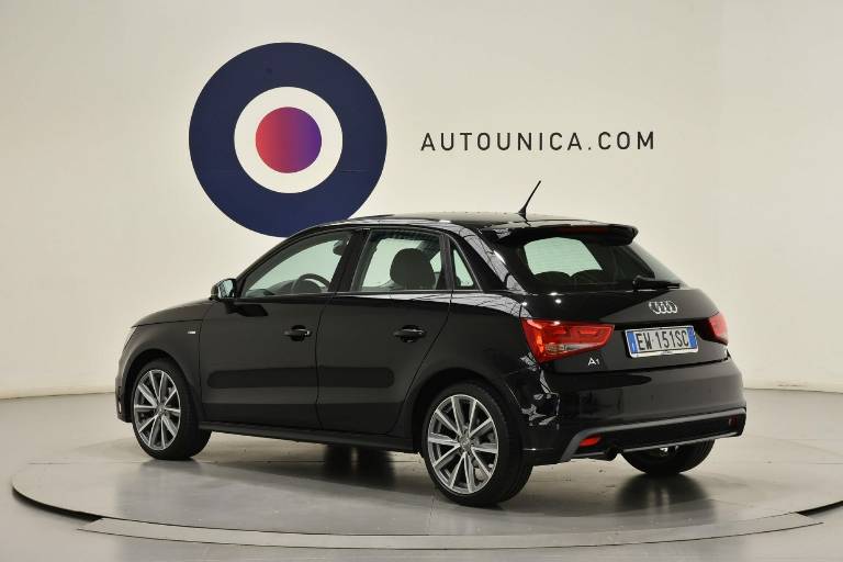 AUDI A1 2