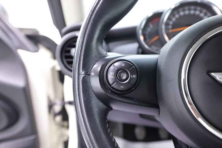 MINI One 20