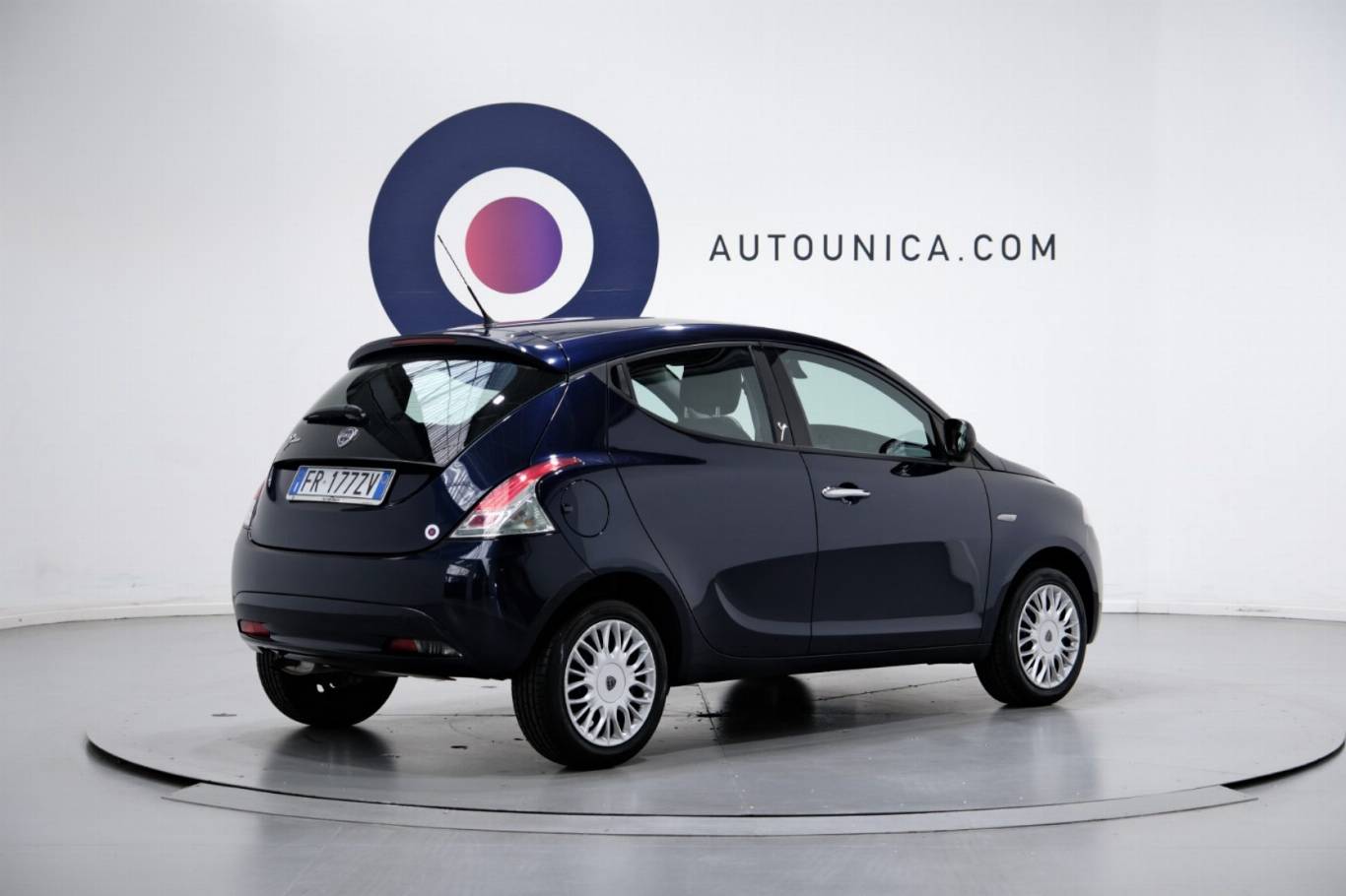 LANCIA Ypsilon 16