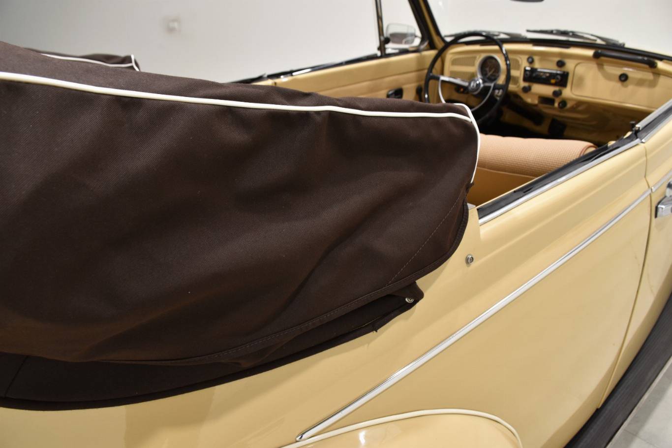 VOLKSWAGEN Maggiolino 97