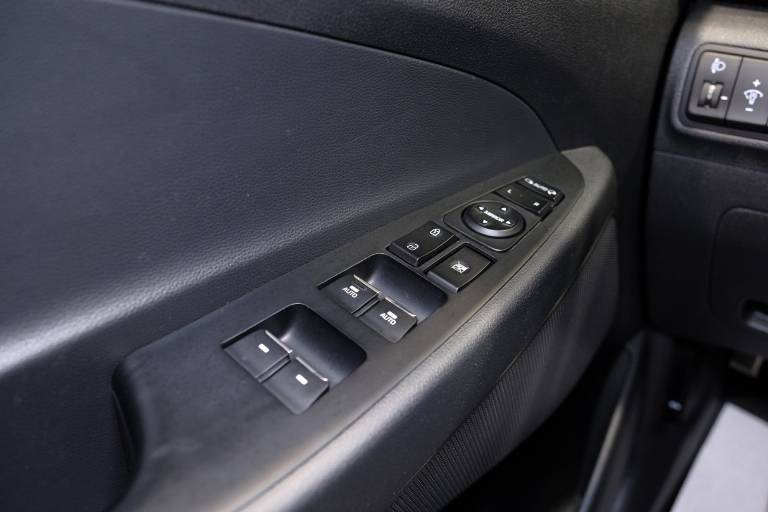 HYUNDAI Tucson 35