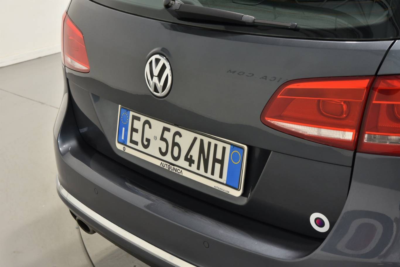 VOLKSWAGEN Passat 52