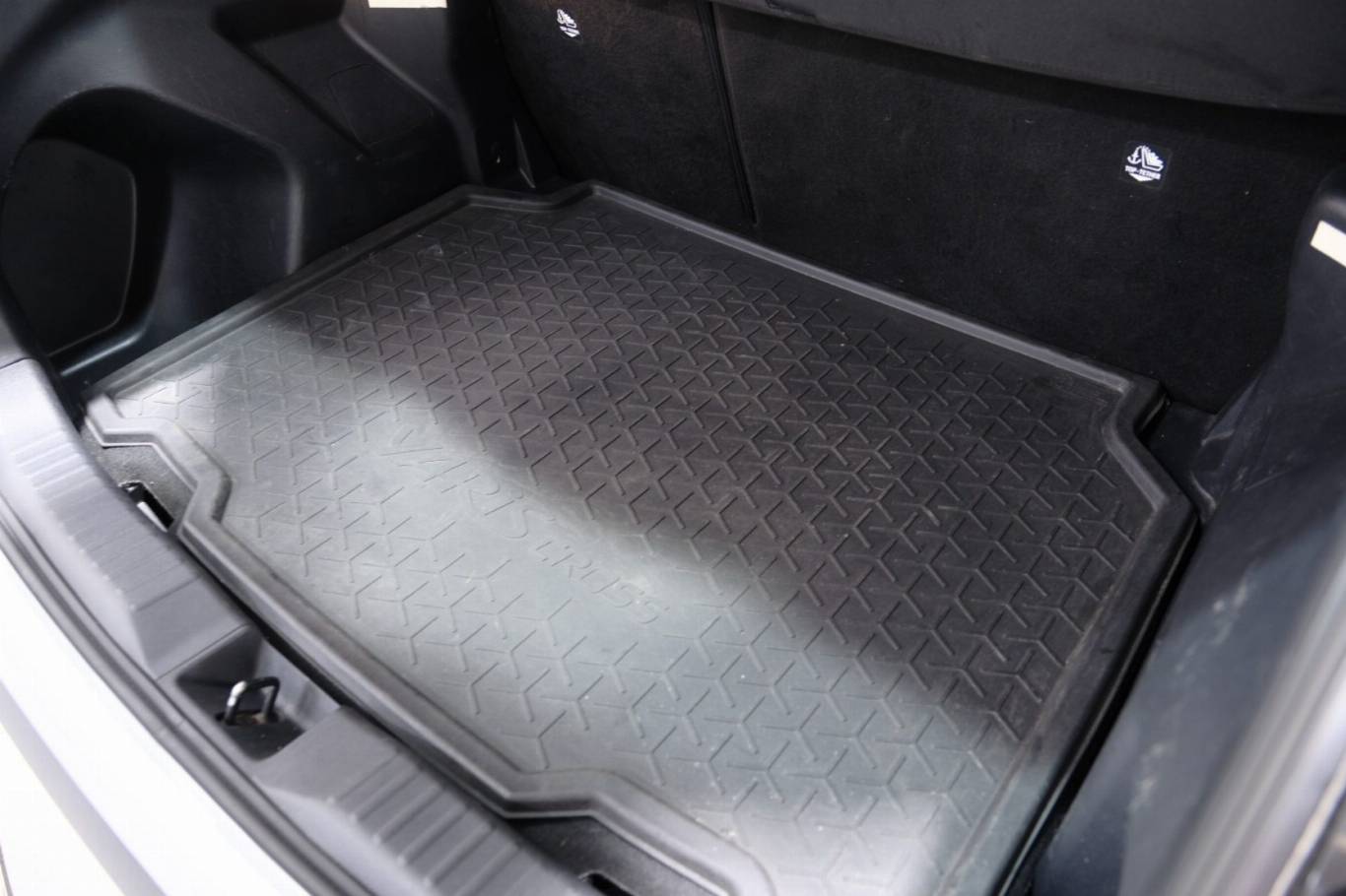 TOYOTA Yaris Cross 60