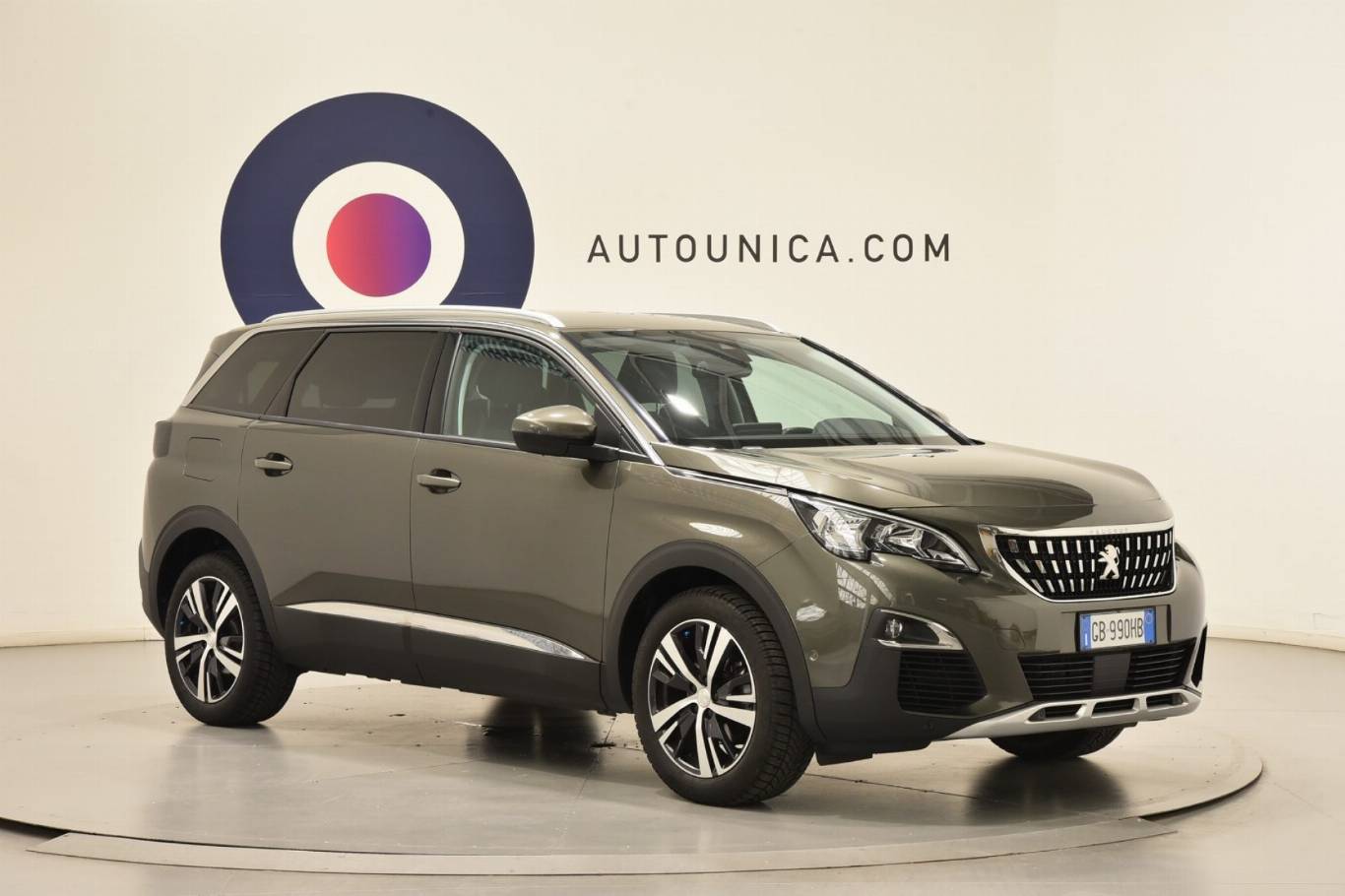 PEUGEOT 5008 9