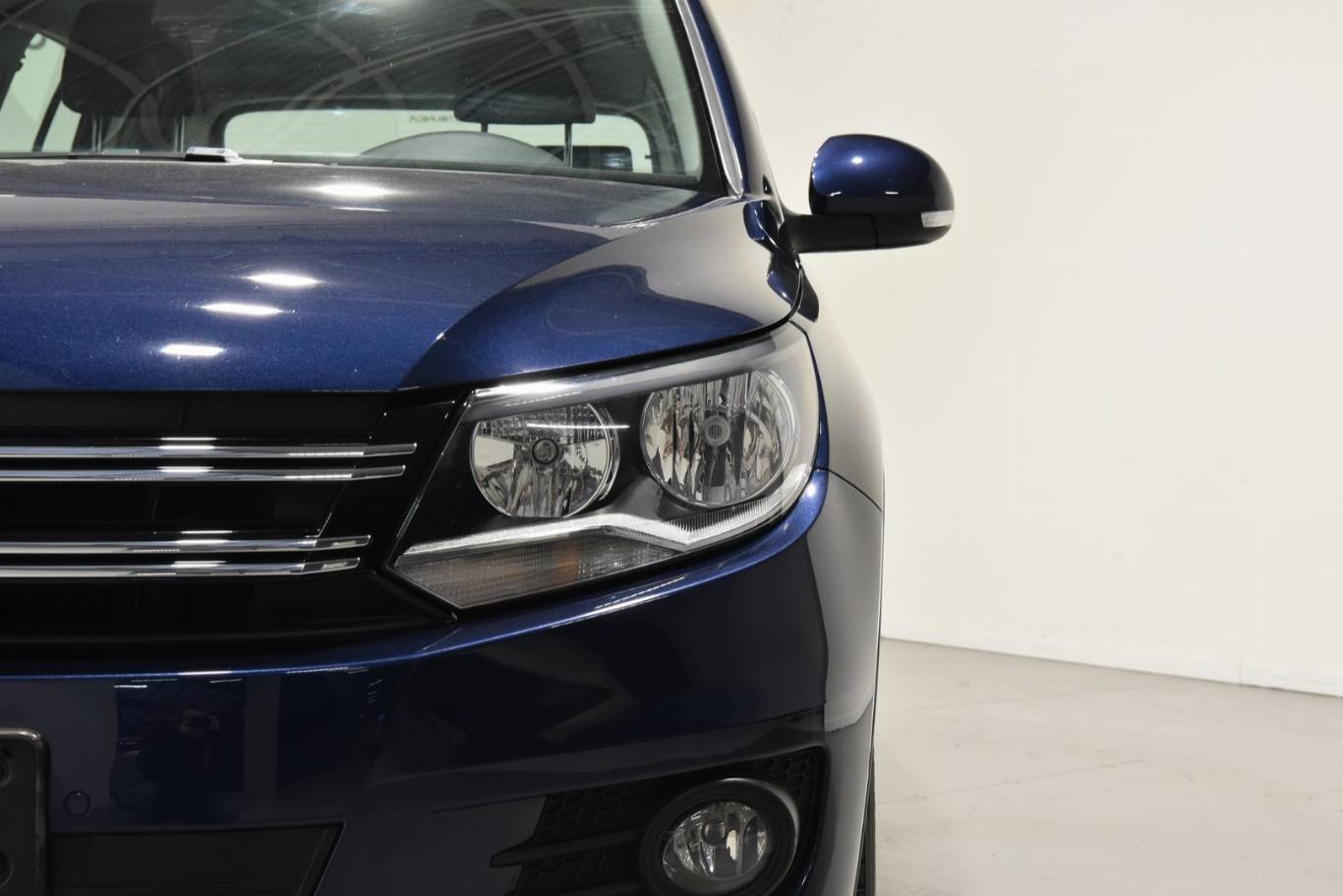 VOLKSWAGEN Tiguan 15