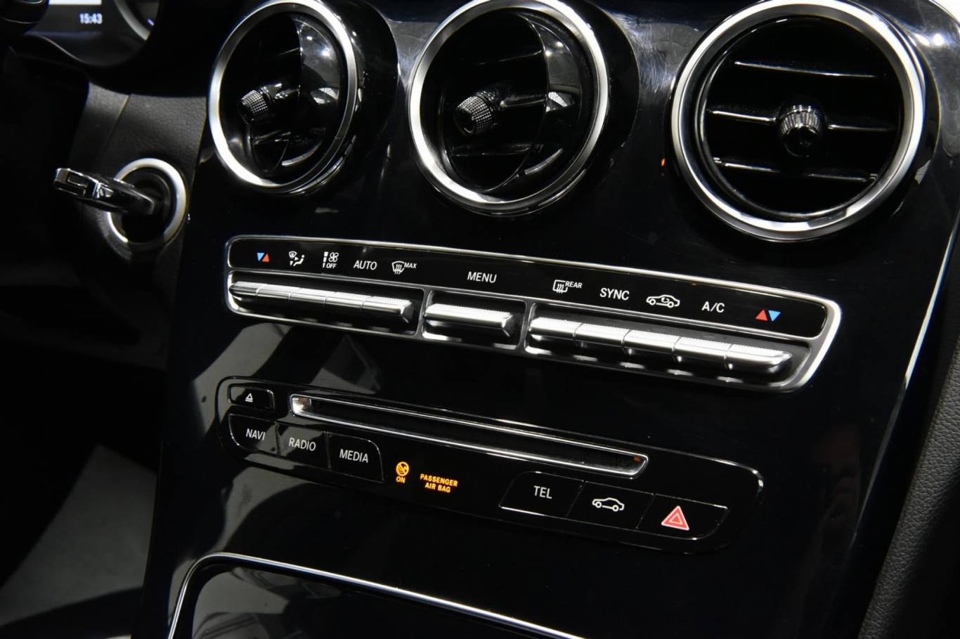 MERCEDES-BENZ C 200 11