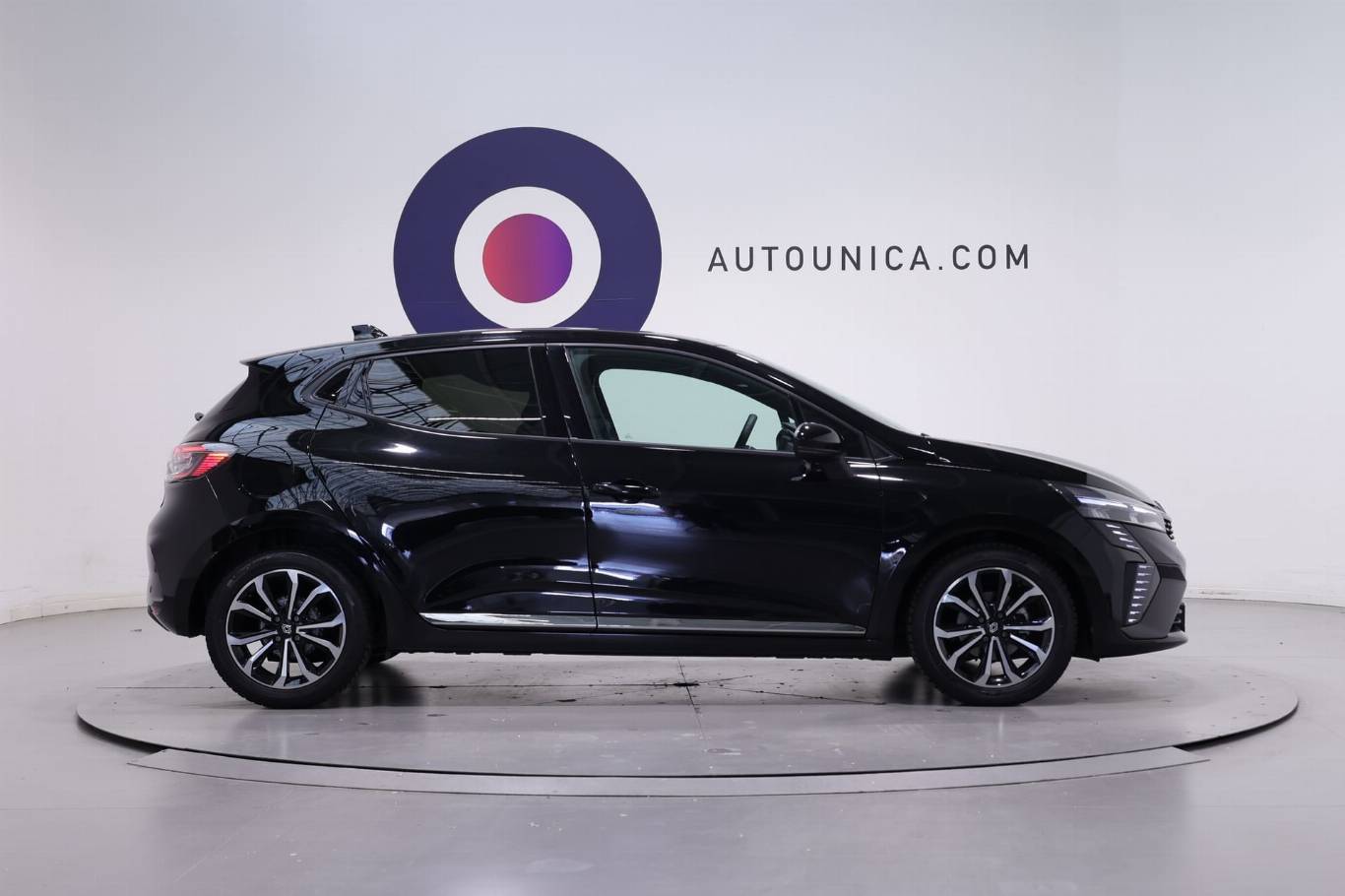 RENAULT Clio 4