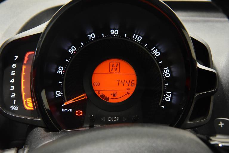 TOYOTA Aygo 25