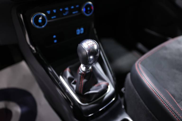 FORD EcoSport 22