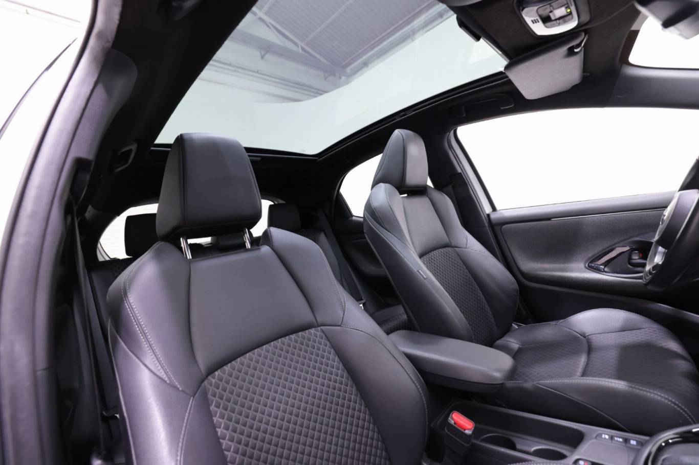 TOYOTA Yaris 46