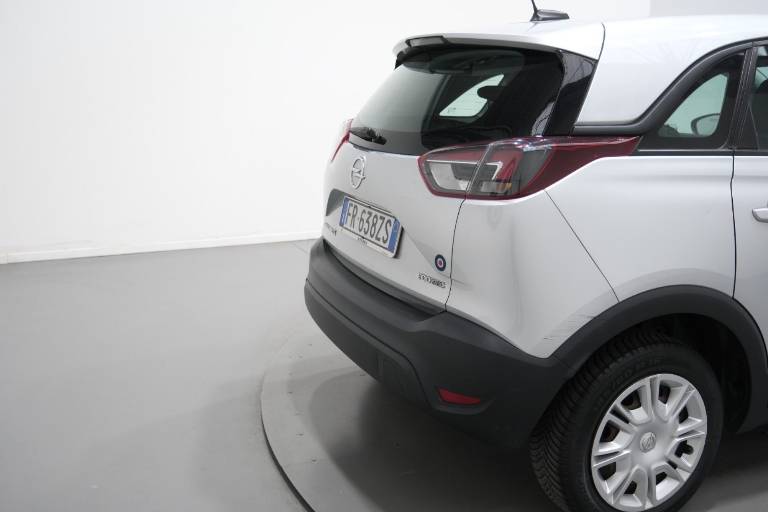 OPEL Crossland X 45
