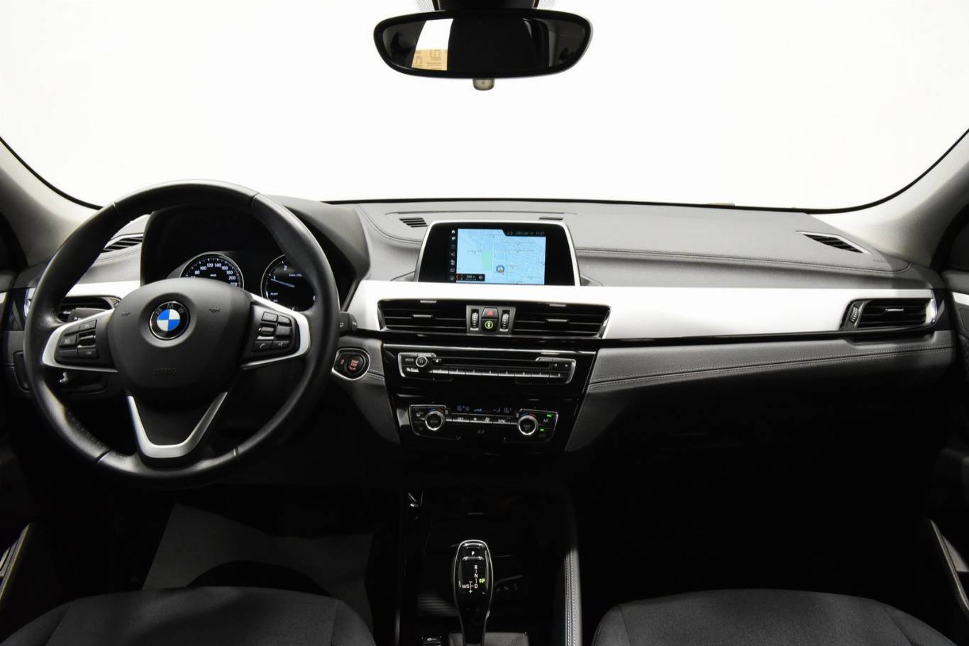 BMW X2 22