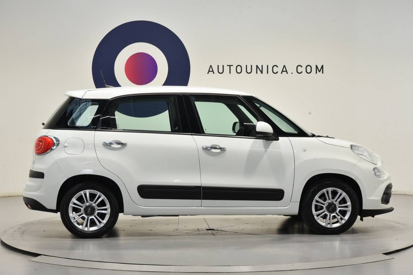 FIAT 500L 8
