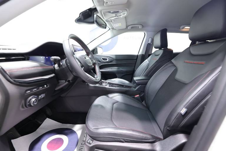 JEEP Compass 21