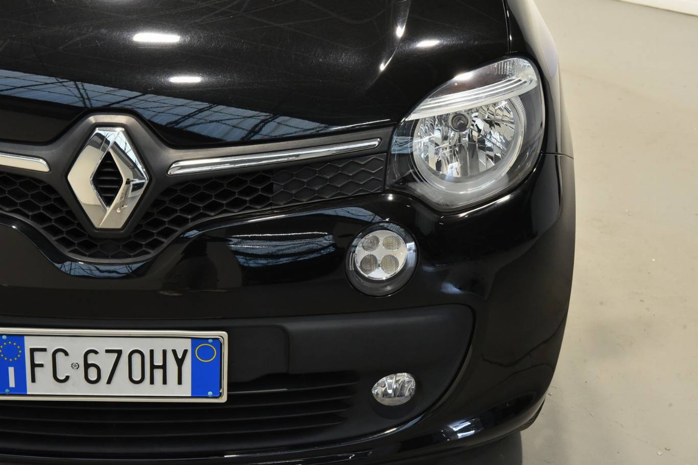 RENAULT Twingo 18