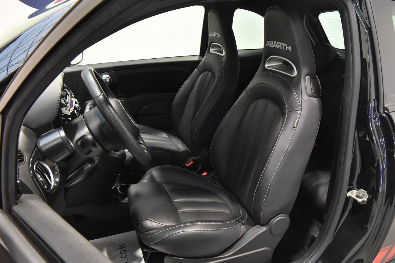 ABARTH 595 13