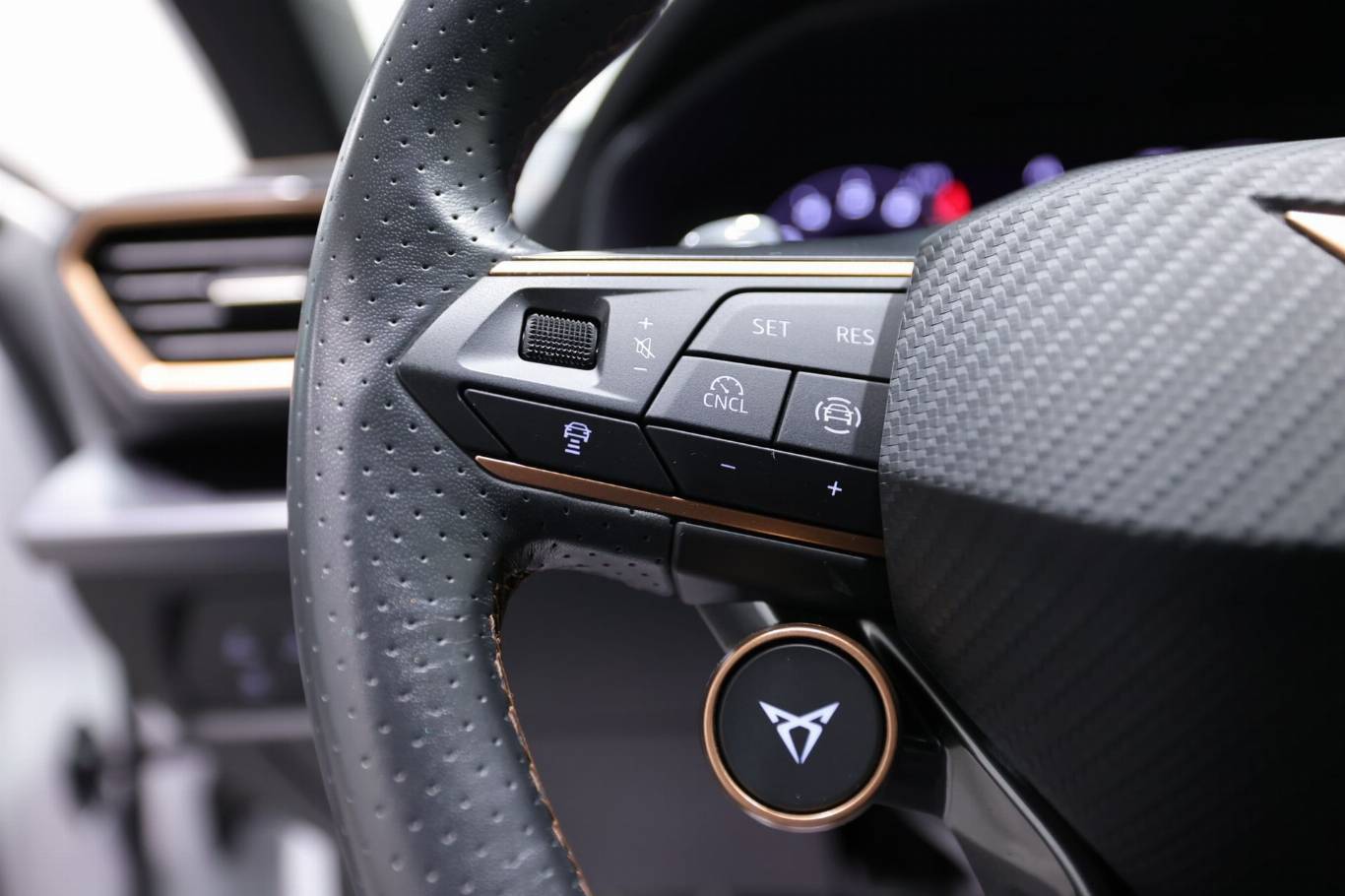 CUPRA Formentor 21