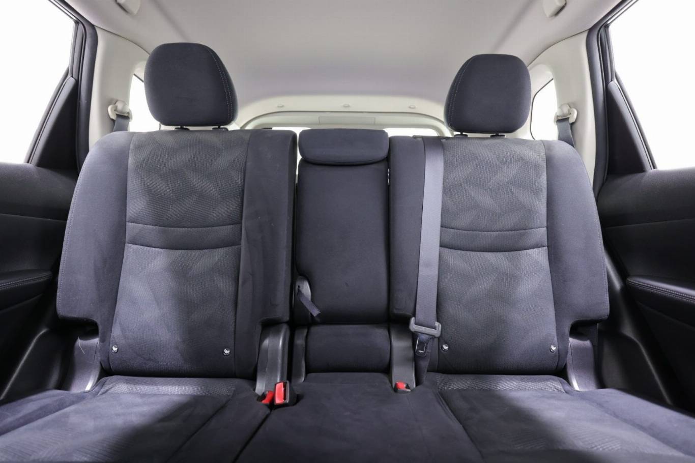 NISSAN X-Trail 33