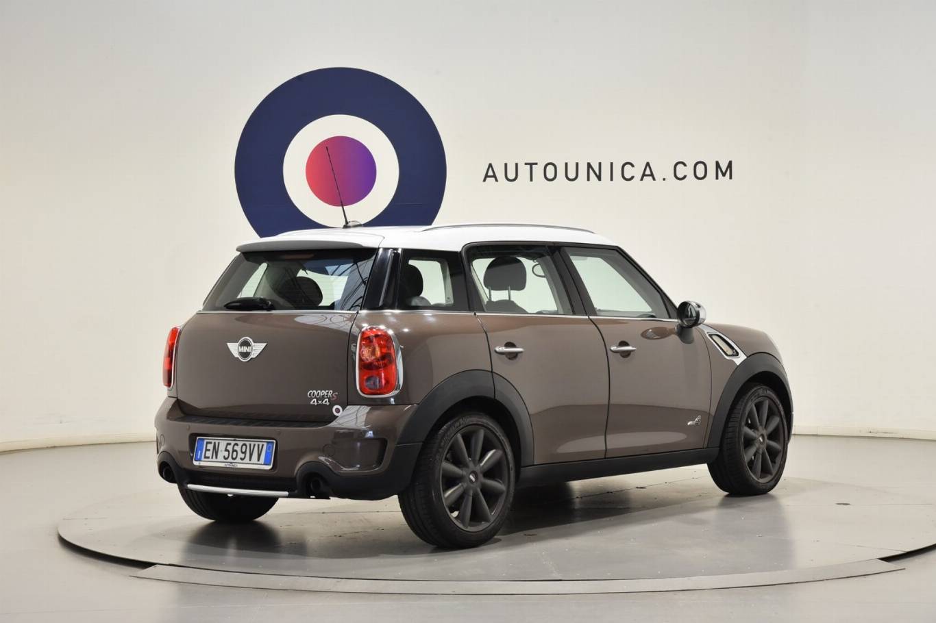 MINI Countryman 8