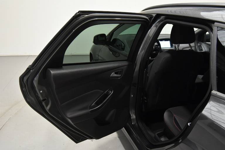 FORD Focus 36