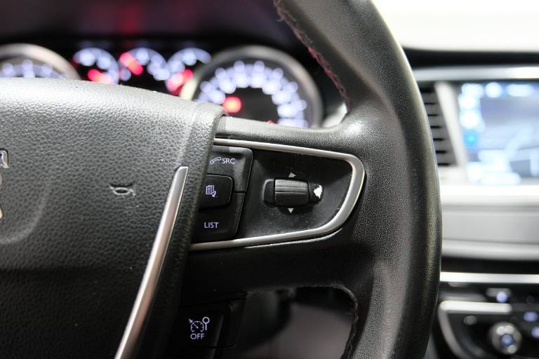 PEUGEOT 508 23