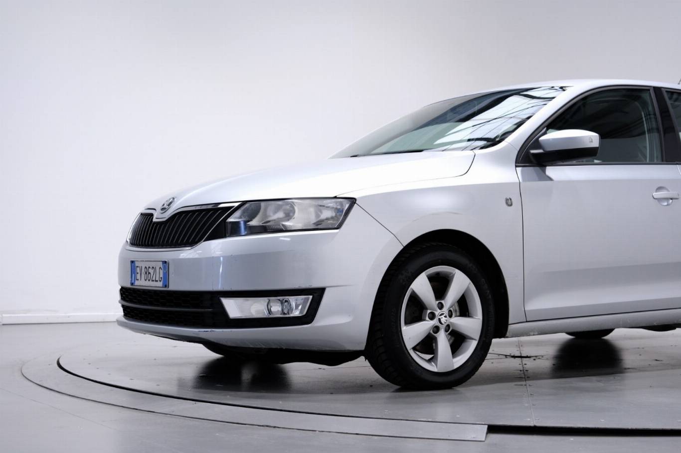 SKODA Rapid 37