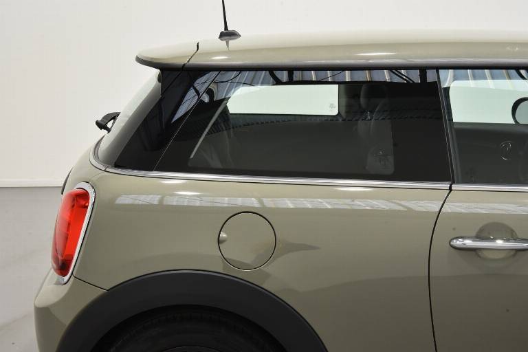 MINI One 51