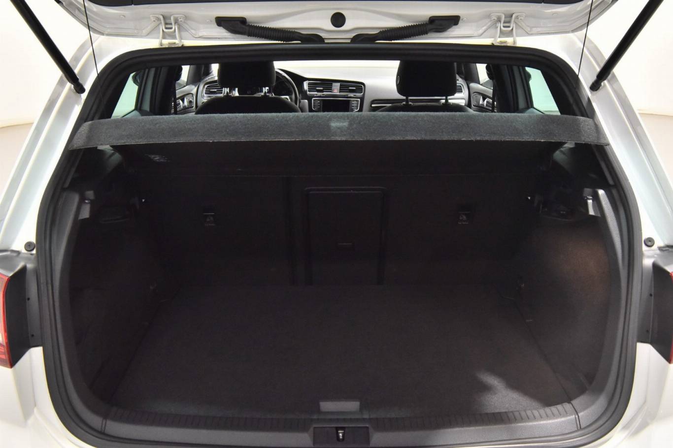 VOLKSWAGEN Golf GTD 13