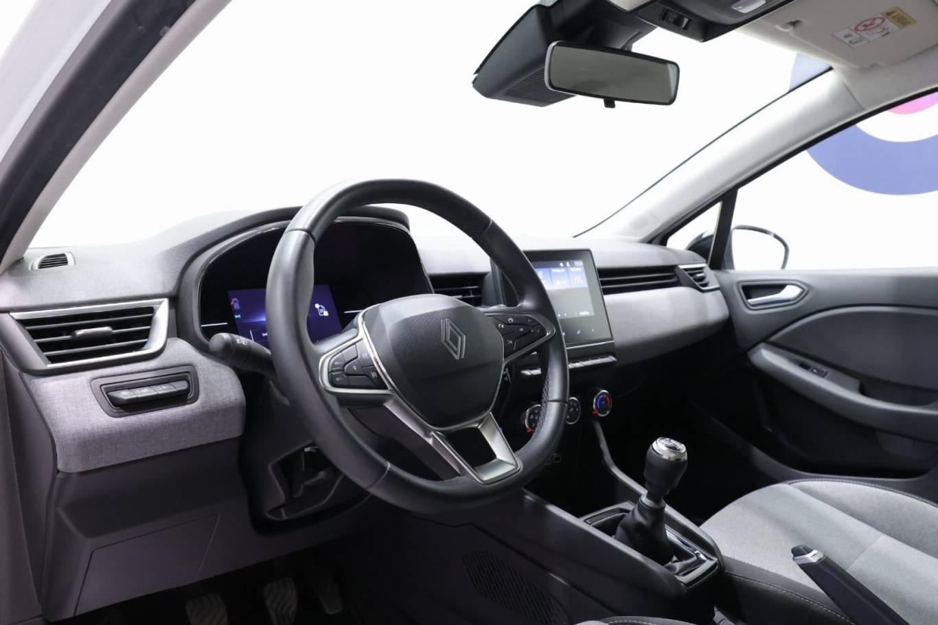 RENAULT Clio 5