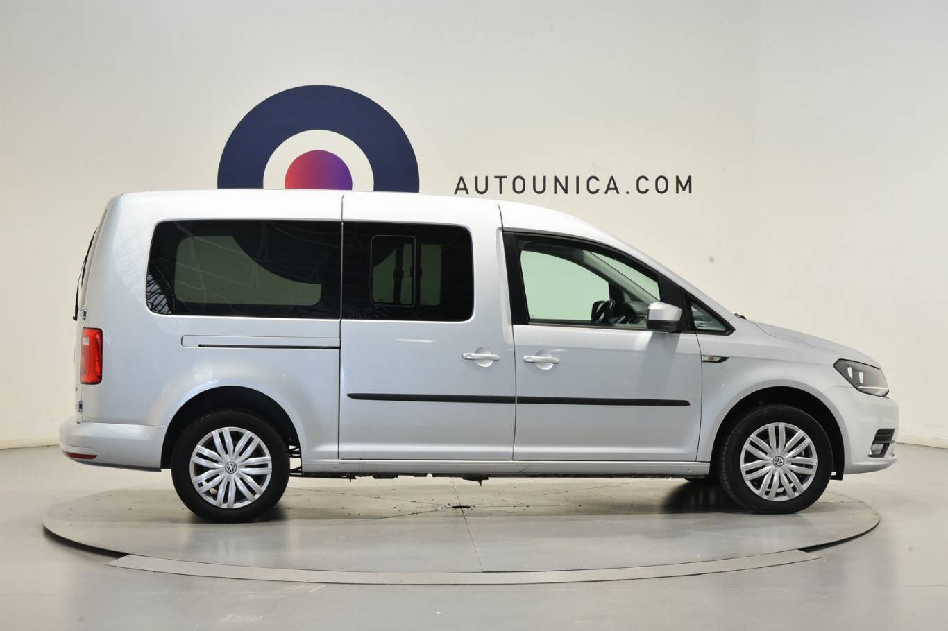 VOLKSWAGEN Caddy 31