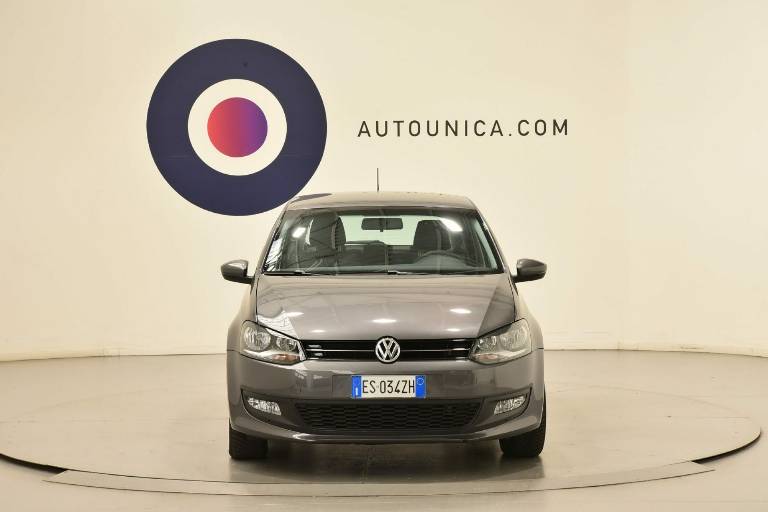 VOLKSWAGEN Polo 5