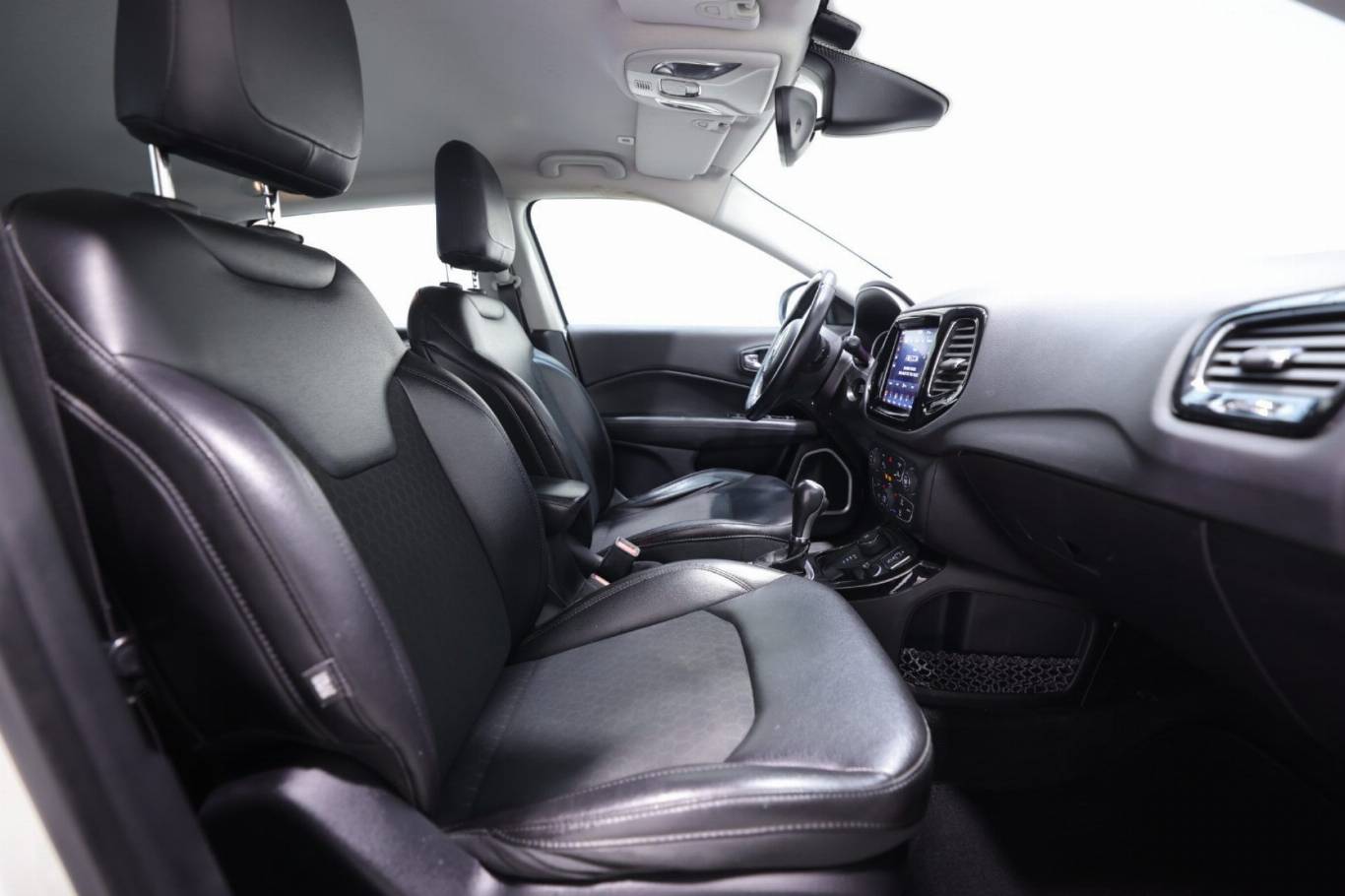 JEEP Compass 52