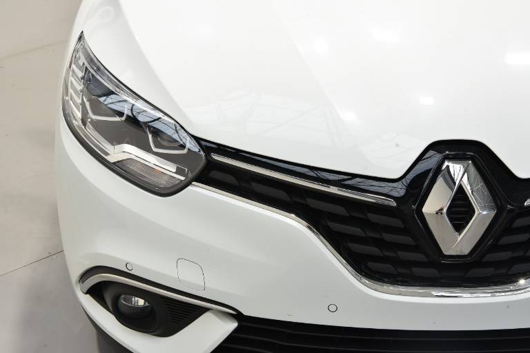 RENAULT Scenic 17