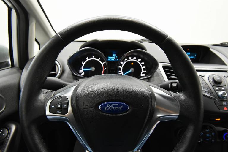 FORD Fiesta 38