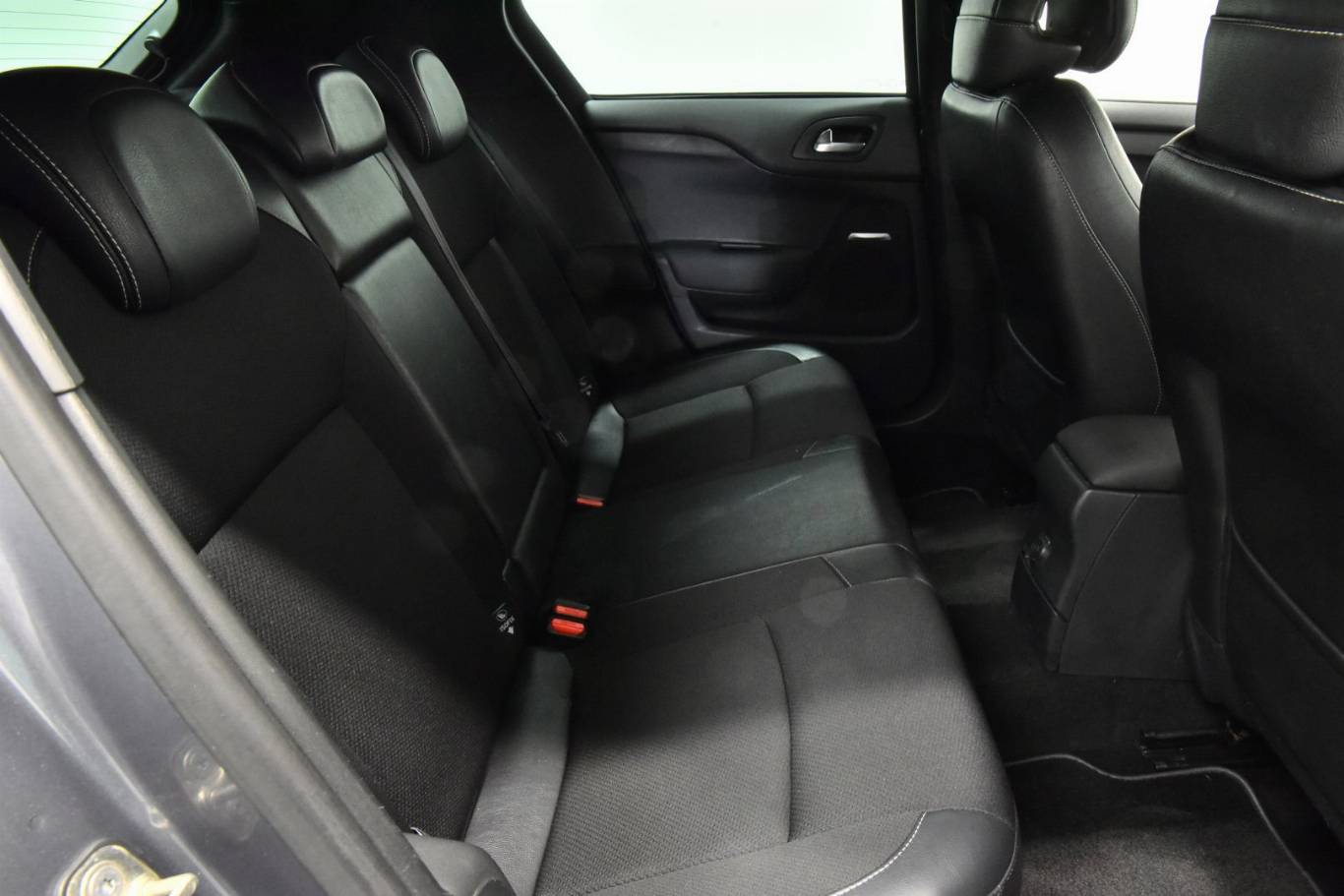 DS AUTOMOBILES DS 4 50