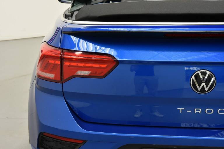 VOLKSWAGEN T-Roc 34