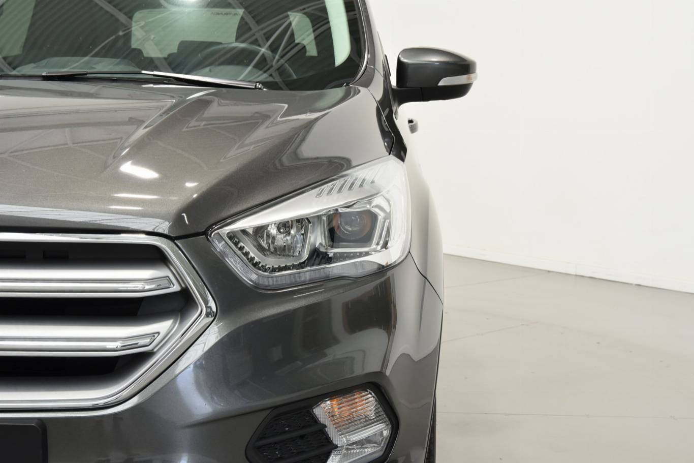 FORD Kuga 37