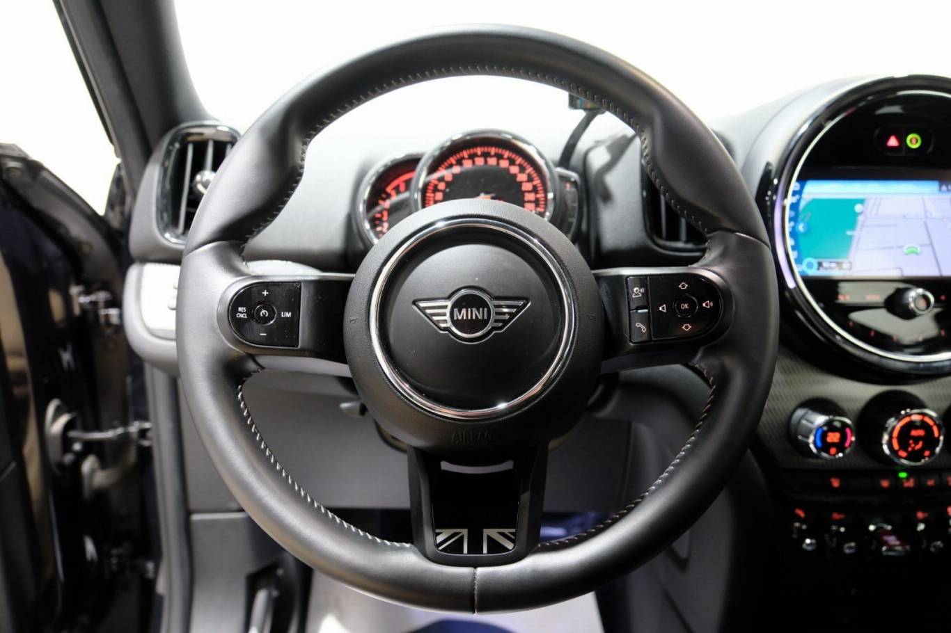 MINI Countryman 7