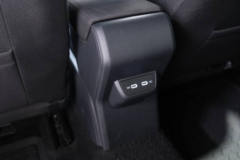 VOLKSWAGEN Polo 39