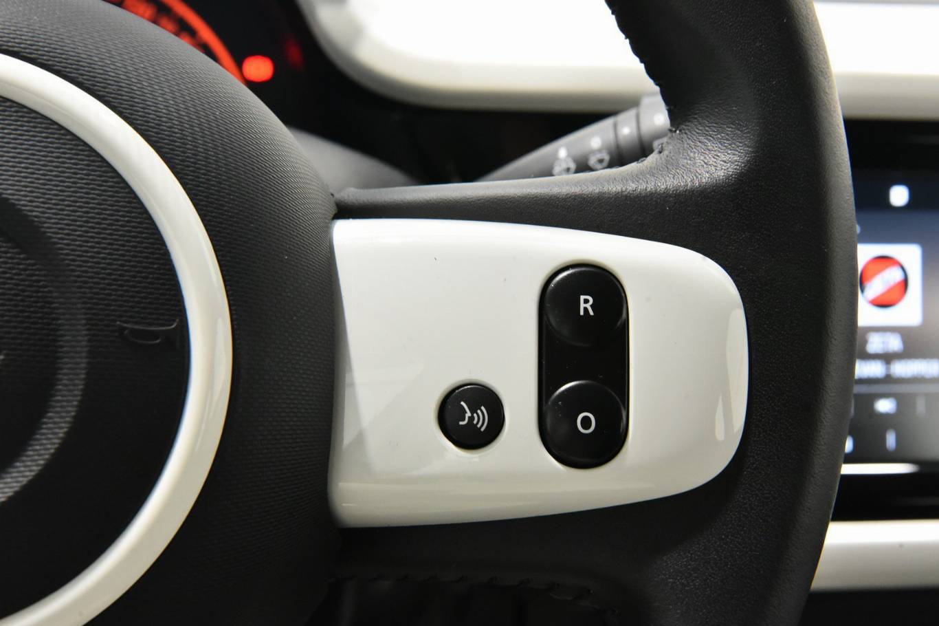 RENAULT Twingo 8
