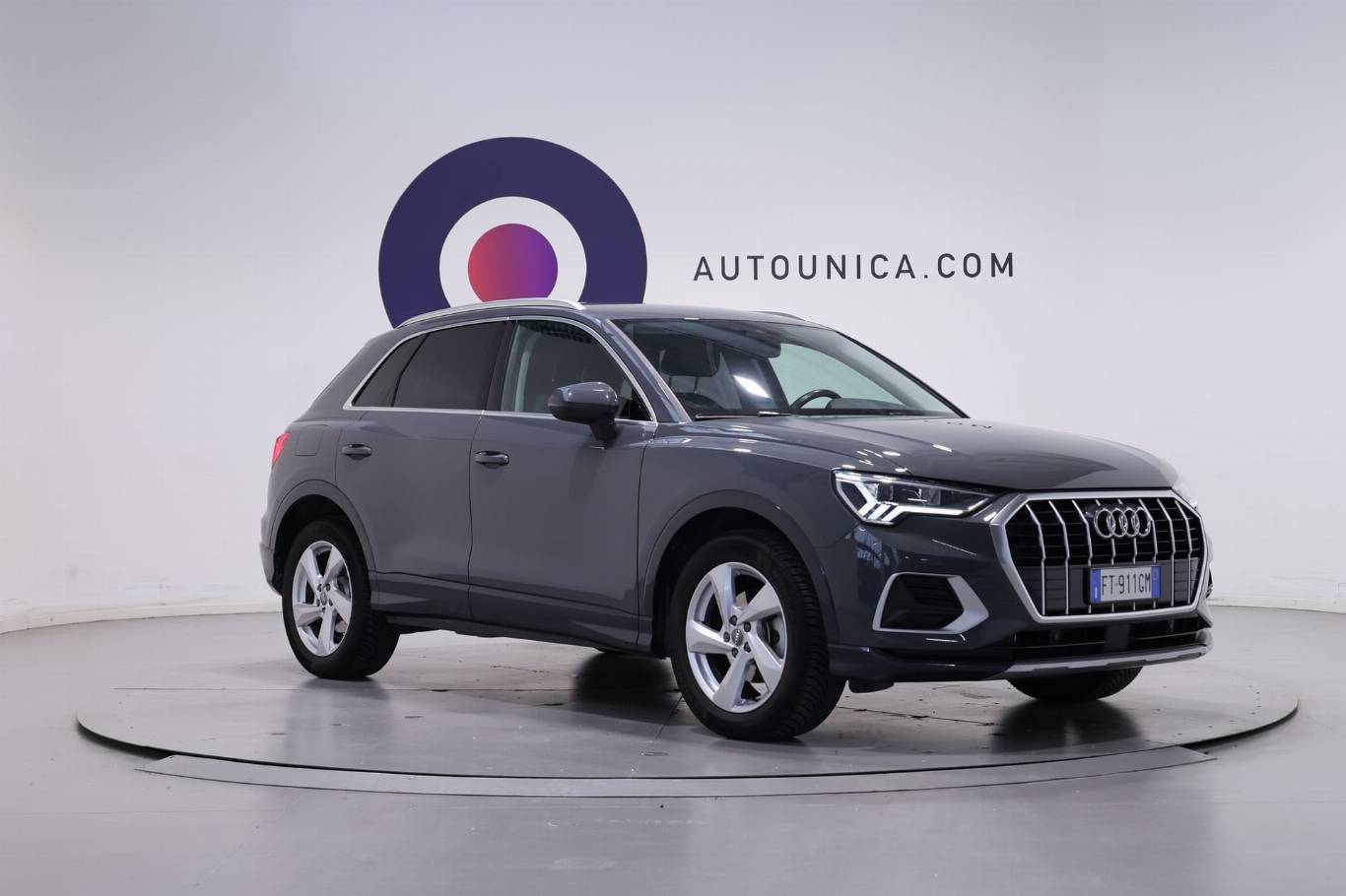 AUDI Q3 4