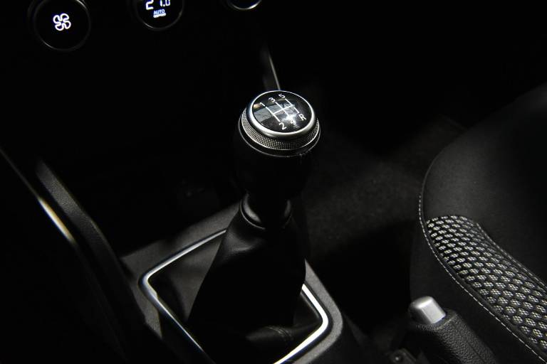 DACIA Duster 10