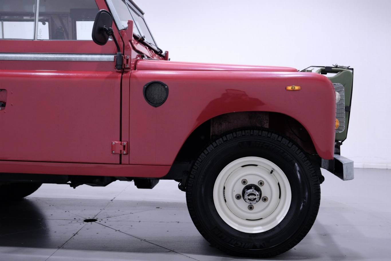 LAND ROVER Defender 35
