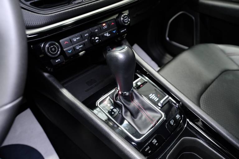 JEEP Compass 29