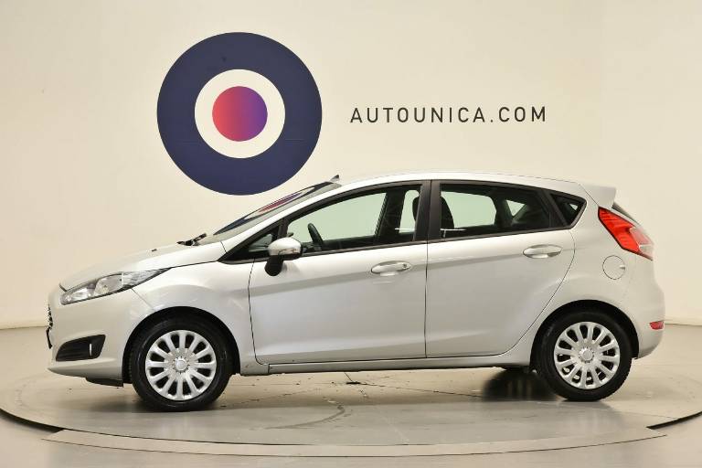 FORD Fiesta 12