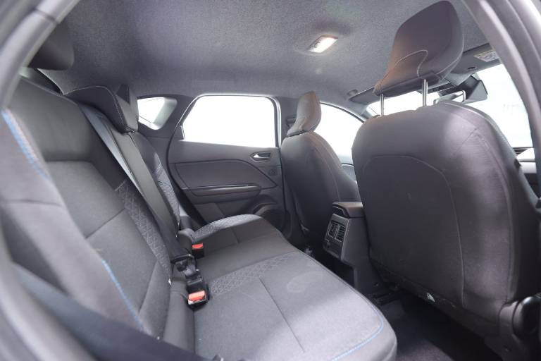 RENAULT Captur 44