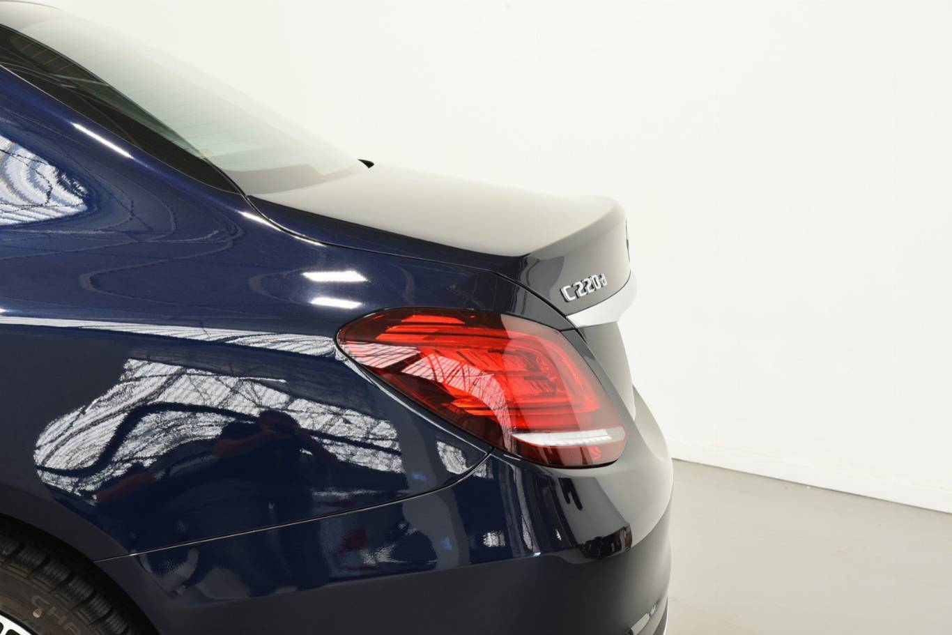 MERCEDES-BENZ C 220 41