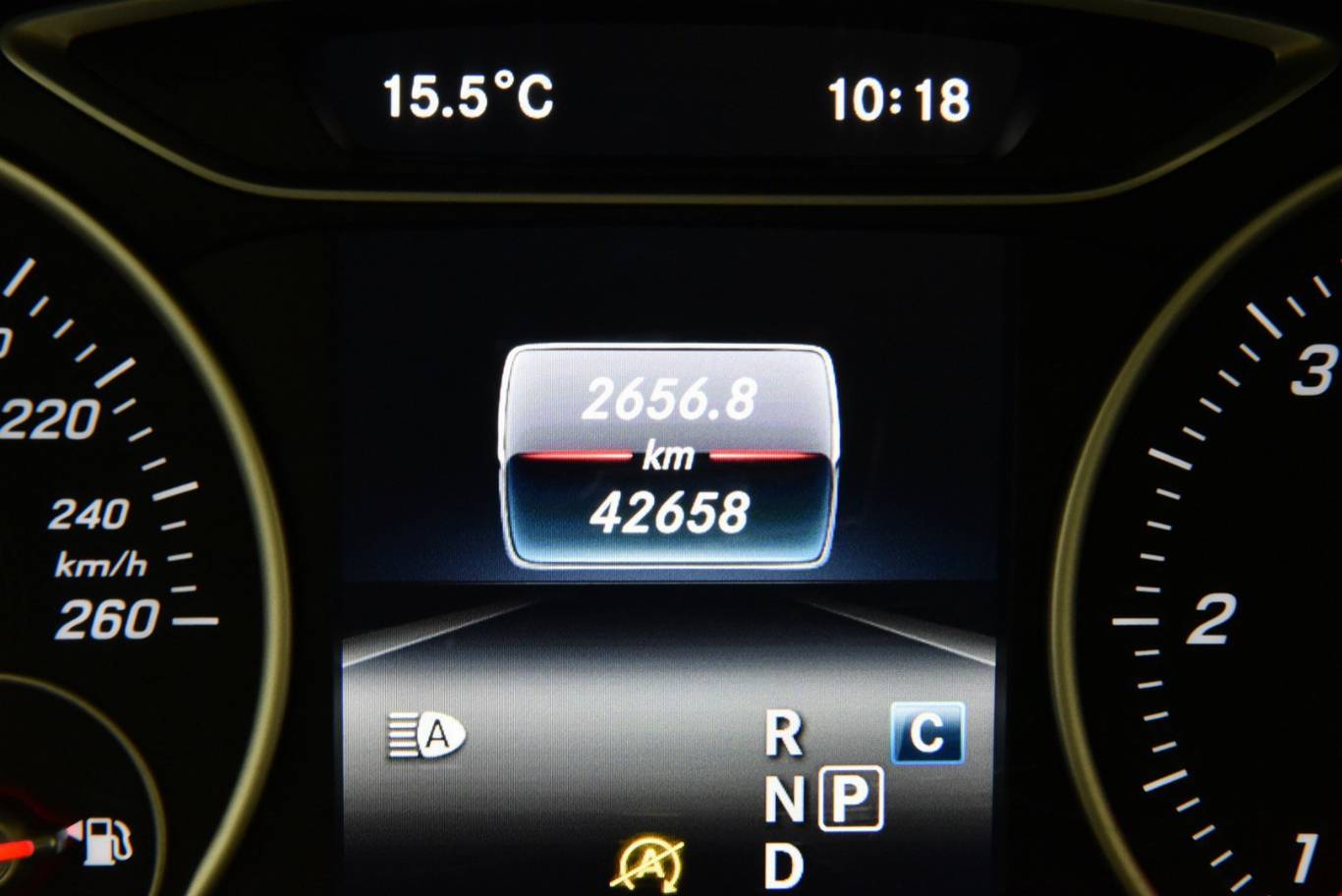 MERCEDES-BENZ B 180 25