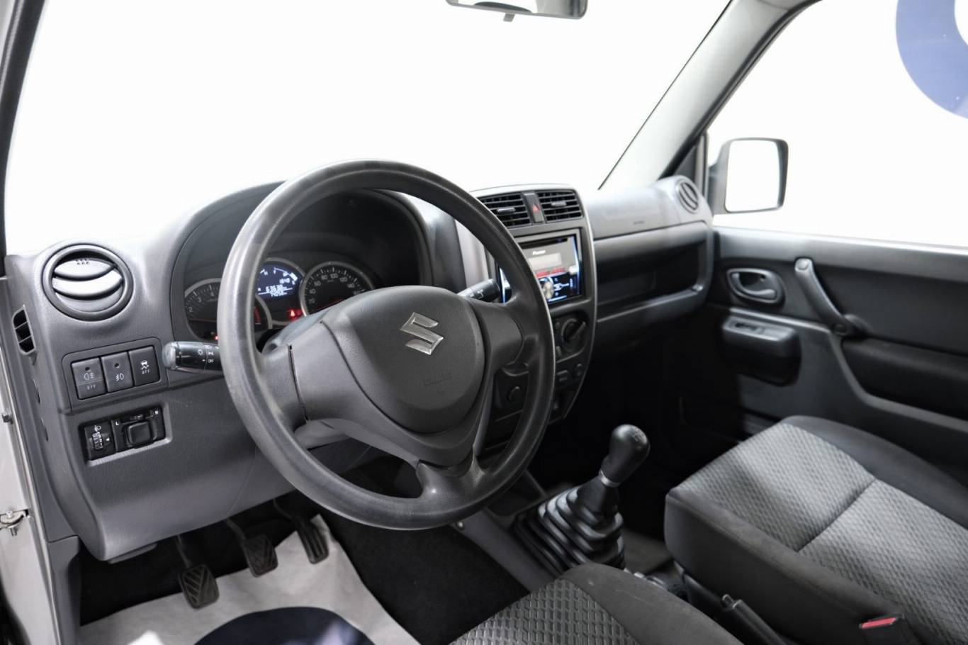 SUZUKI Jimny 5
